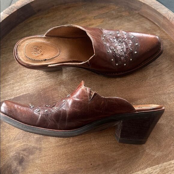 Ariat Brown Leather Women's Mules Silver Studs Western Booties Boho Size 6.5 GUC - Picture 9 of 12